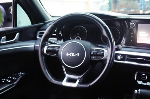 Used 2022 Kia K5 GT-Line image 41