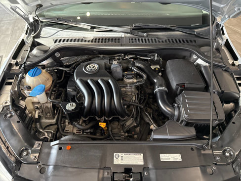 Used 2013 Volkswagen Jetta S image 41