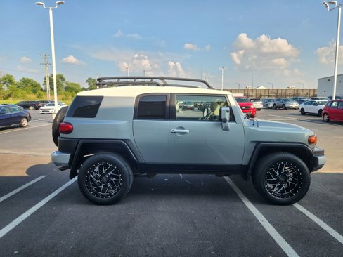 Used 2012 Toyota FJ Cruiser 4WD image 6