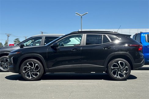 Used 2025 Chevrolet Trax RS w/ Driver Confidence Package image 7
