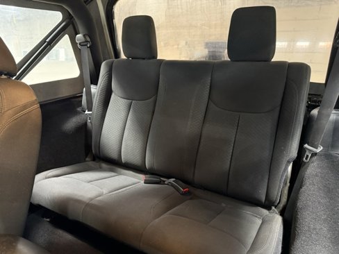Used 2018 Jeep Wrangler Sport image 23