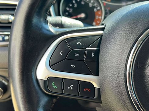 Certified 2021 Jeep Compass Limited image 20