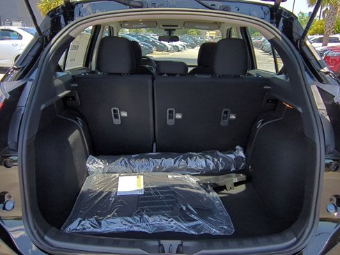 New 2025 Nissan Kicks Play S image 29