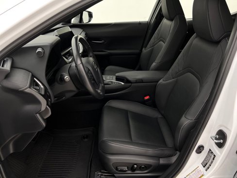 Used 2023 Lexus UX 250h F Sport image 11