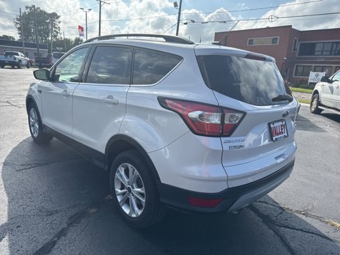 Used 2017 Ford Escape SE w/ Equipment Group 201A image 5