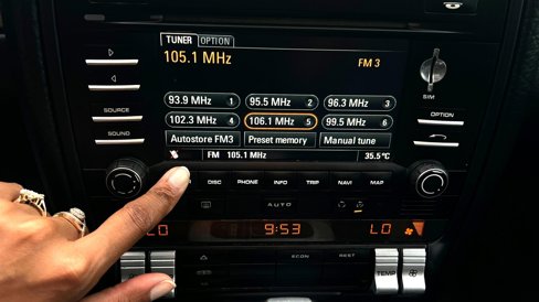 Used 2010 Porsche Cayenne image 27
