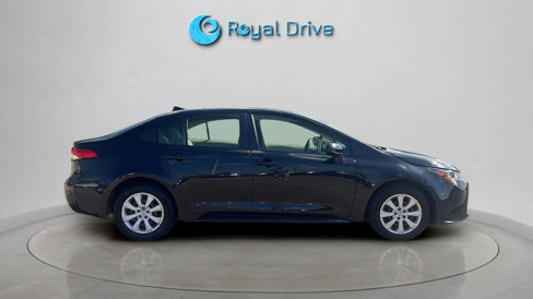 Used 2020 Toyota Corolla LE image 6