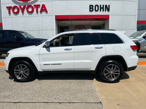 Used 2017 Jeep Grand Cherokee Limited w/ Luxury Group II image 9