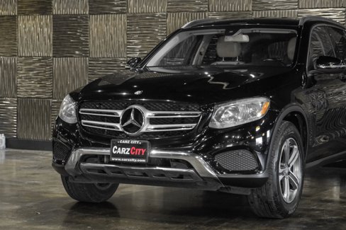 Used 2016 Mercedes-Benz GLC 300 w/ Premium Package image 7