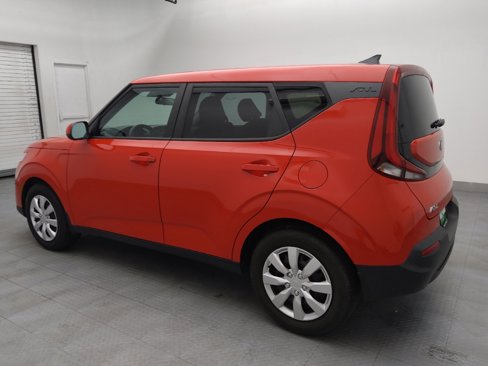 Used 2021 Kia Soul LX image 3