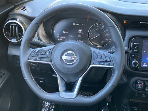 Used 2023 Nissan Kicks SR image 15