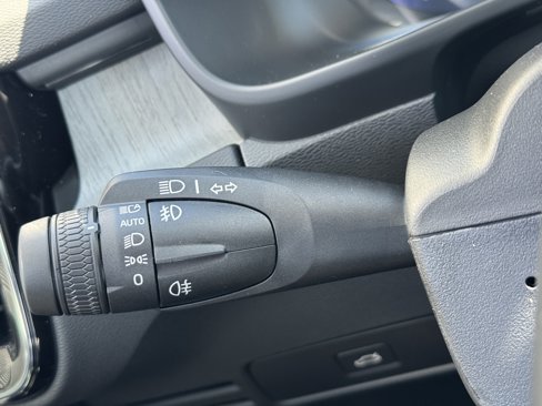 New 2026 Volvo XC40 B4 Core w/ Protection Package image 27