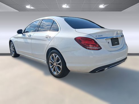 Used 2016 Mercedes-Benz C 300 4MATIC Sedan image 3