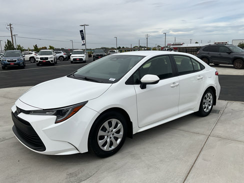 Used 2023 Toyota Corolla LE image 7