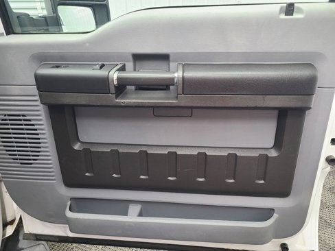 Used 2011 Ford F250 XL w/ PWR Equipment Group image 28