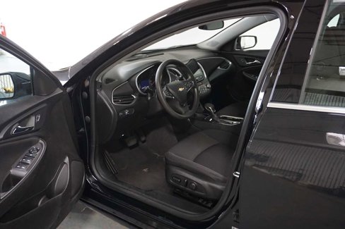 Used 2023 Chevrolet Malibu LT image 14