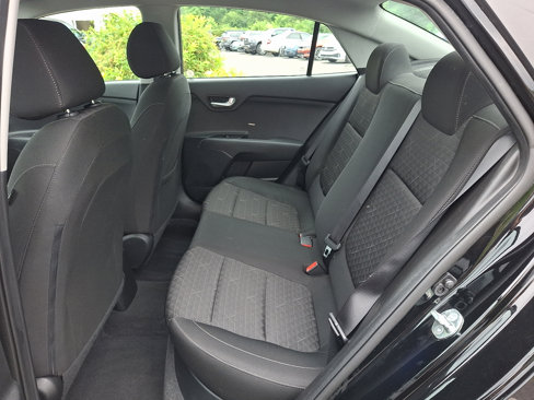 Used 2023 Kia Rio LX image 10