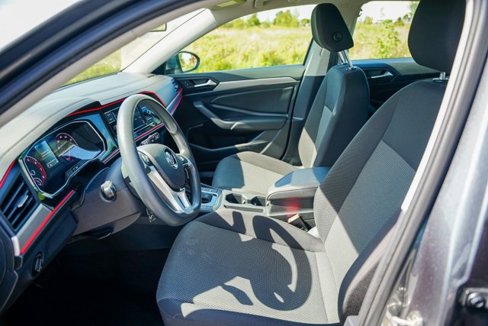 Used 2019 Volkswagen Jetta S w/ Driver Assistance Package image 7