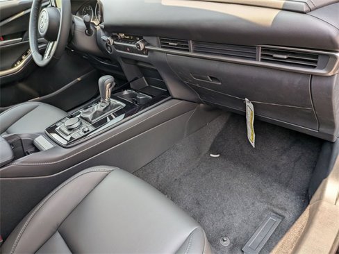 New 2025 MAZDA CX-30 AWD 2.5 S w/ Select Sport Pkg image 37