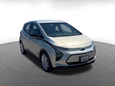 Used 2023 Chevrolet Bolt LT w/ Driver Confidence Package image 3