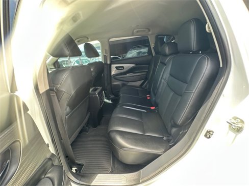 Used 2018 Nissan Murano SL image 16