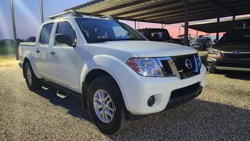 Used 2019 Nissan Frontier SV image 12