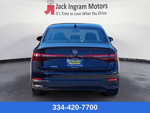 New 2025 Volkswagen Jetta Sport image 4