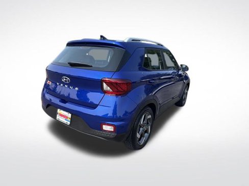 Certified 2022 Hyundai Venue Limited image 5
