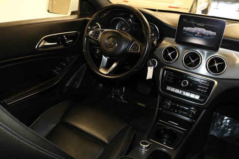 Used 2017 Mercedes-Benz CLA 250 image 14