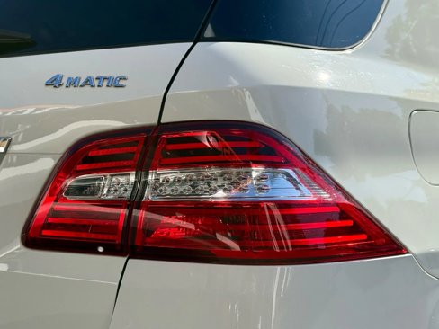 Used 2012 Mercedes-Benz ML 350 4MATIC image 59