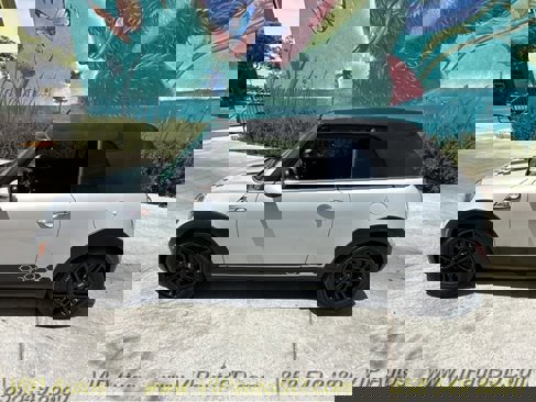 Used 2015 MINI Cooper S w/ Mini Connected Package image 38