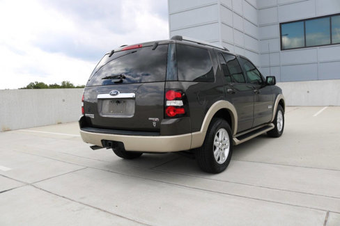 Used 2006 Ford Explorer Eddie Bauer image 8