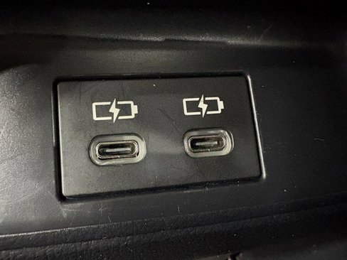Used 2023 Toyota Corolla LE image 10