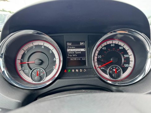 Used 2017 Dodge Grand Caravan GT image 23