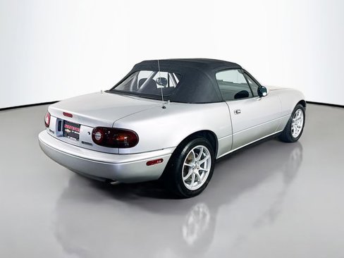 Used 1990 MAZDA MX-5 Miata image 6