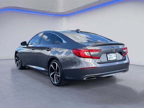 Used 2018 Honda Accord Sport image 11