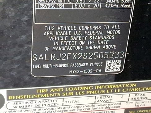 Certified 2025 Land Rover Discovery S image 17