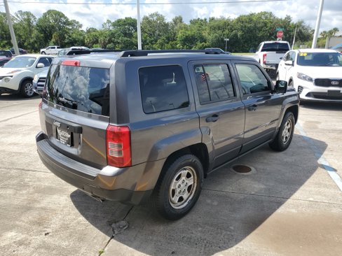 Used 2014 Jeep Patriot Sport image 3