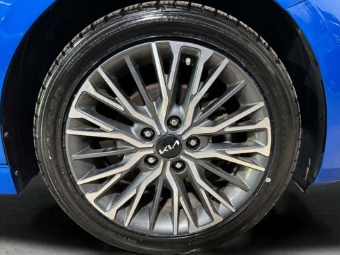 Used 2022 Kia Forte GT-Line image 27