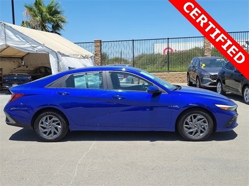Certified 2024 Hyundai Elantra SEL image 21