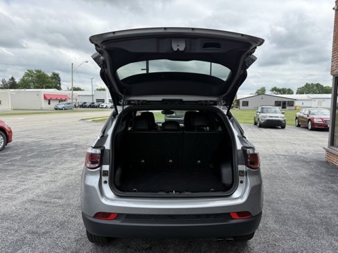 Used 2022 Jeep Compass Altitude w/ Convenience Group image 13
