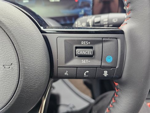 New 2025 Nissan Kicks SR w/ SR Premium Package image 30