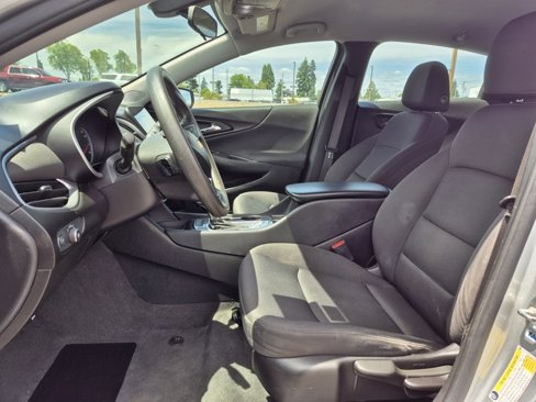 Used 2020 Chevrolet Malibu LS image 9