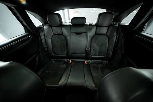Used 2017 Porsche Macan image 46