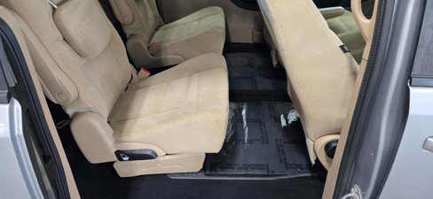 Used 2014 Dodge Grand Caravan SE w/ Quick Order Package 29E SE image 19