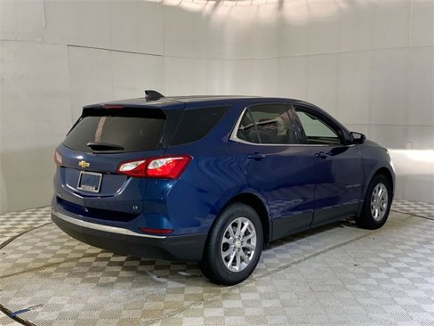 Used 2020 Chevrolet Equinox LT w/ Driver Convenience Package image 17