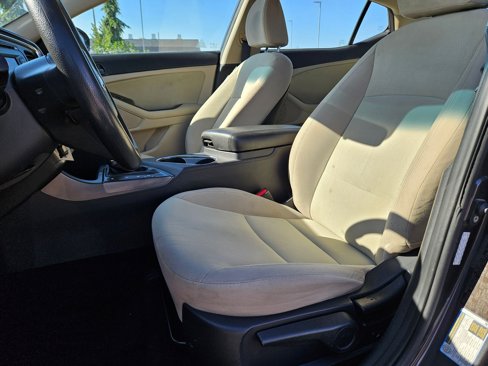 Used 2015 Kia Optima LX image 15