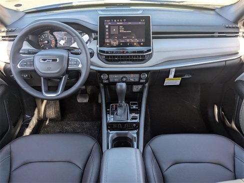 New 2025 Jeep Compass Limited image 15