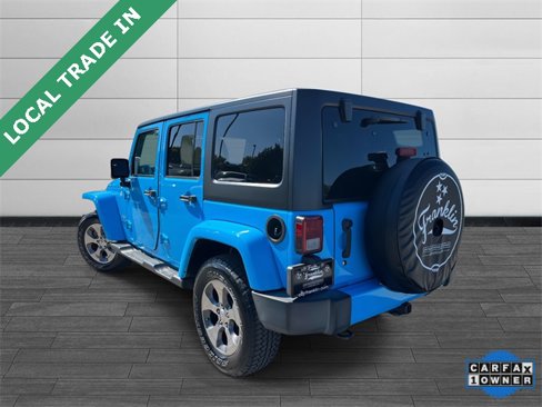 Used 2017 Jeep Wrangler Unlimited Sahara w/ Max Tow Package image 5