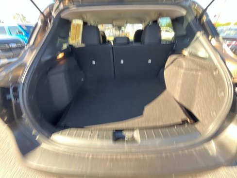 Used 2025 Nissan Kicks SV image 12